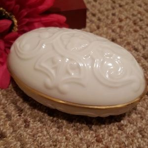Lenox egg jewelry trinket box